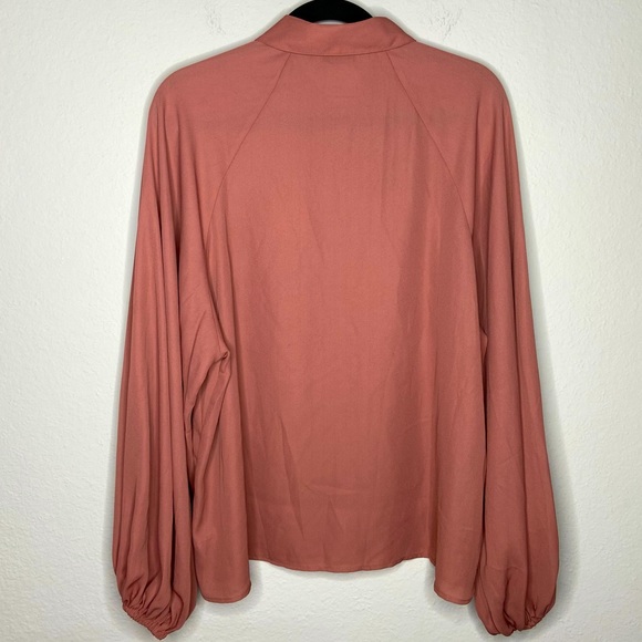 ASOS Design Rose Pink Flowy Chiffon Balloon Sleeve Button Up Blouse - Picture 5 of 5